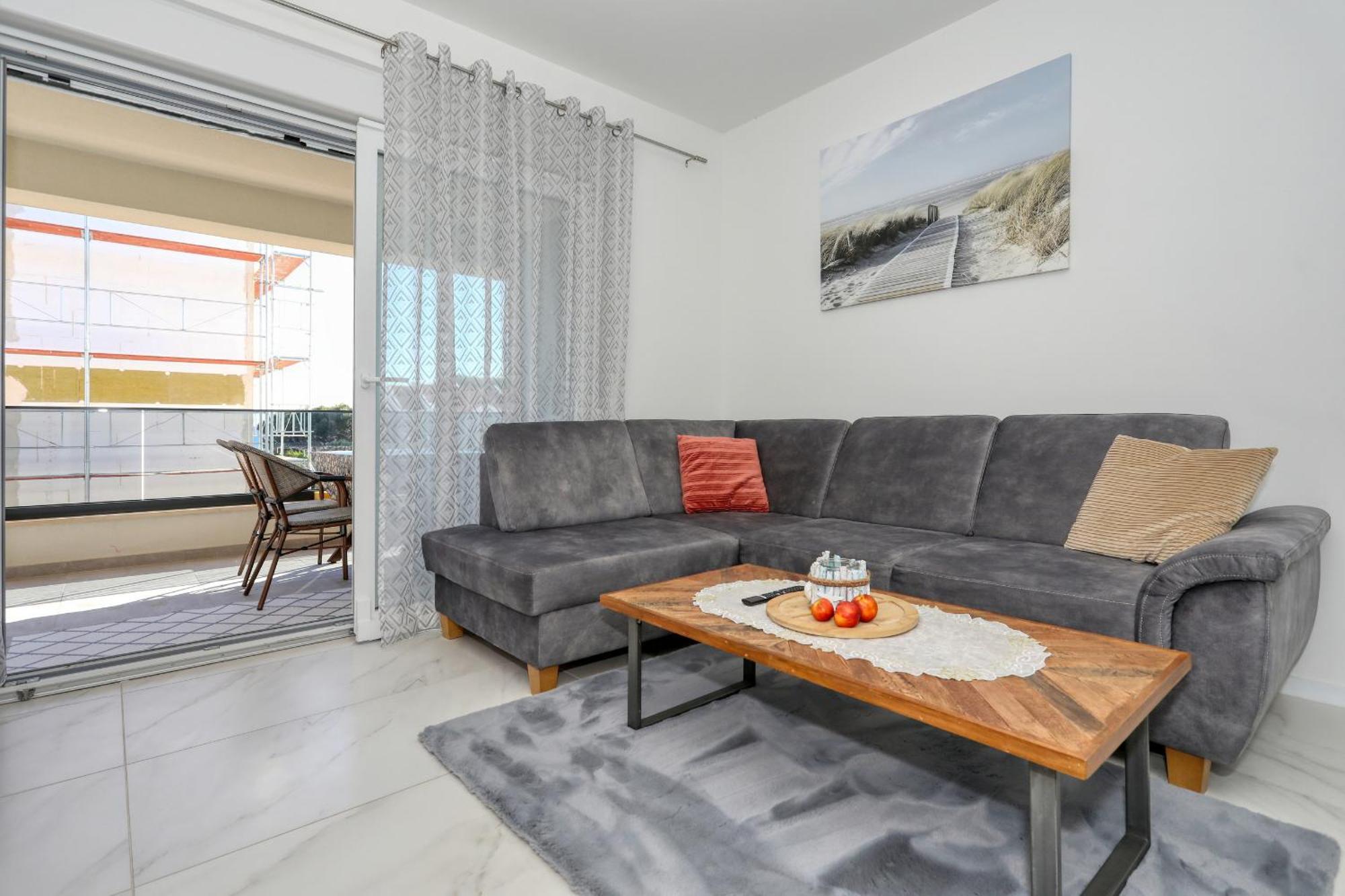 Apartment Relex With Pool & Jacuzzi Привлака Экстерьер фото