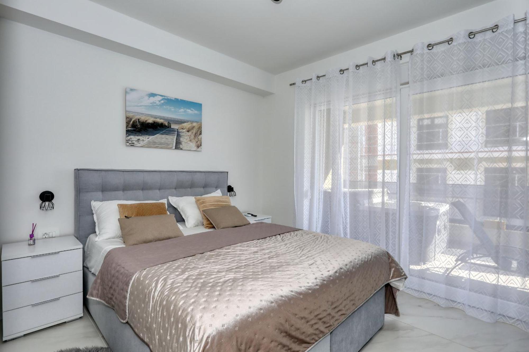 Apartment Relex With Pool & Jacuzzi Привлака Экстерьер фото